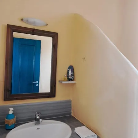 Elisabeth * Agios Ioannis (Tinos)