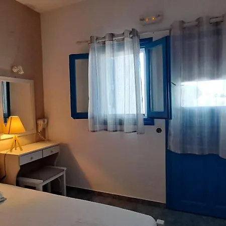 Elisabeth * Agios Ioannis (Tinos)