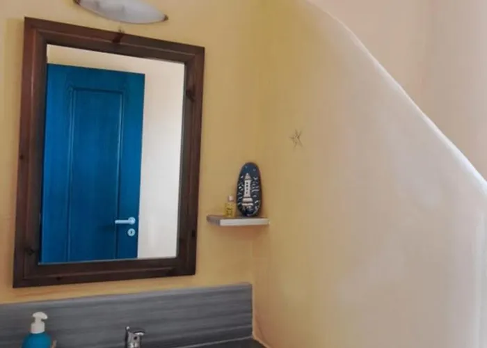 Elisabeth * אגיוס יואניס